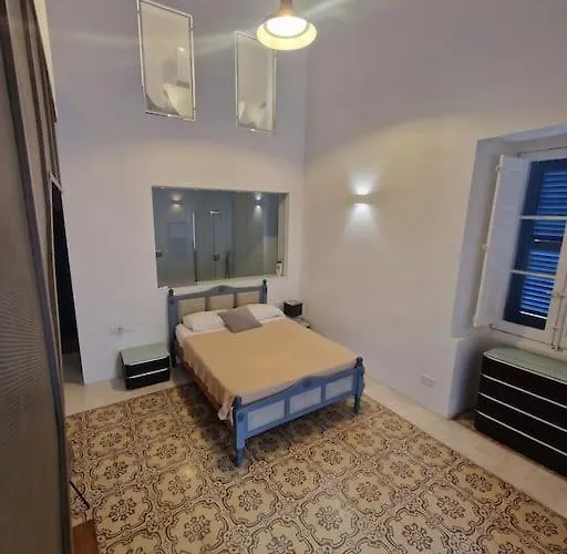 No 60, 2Nd Floor, Centrally Located, Fully Equipped Studio Apt