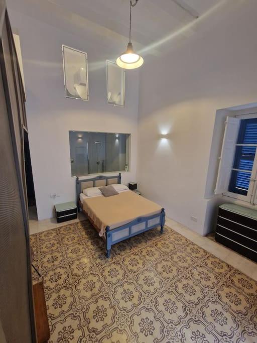 No 60, 2nd Floor, Centrally Located, Fully Equipped